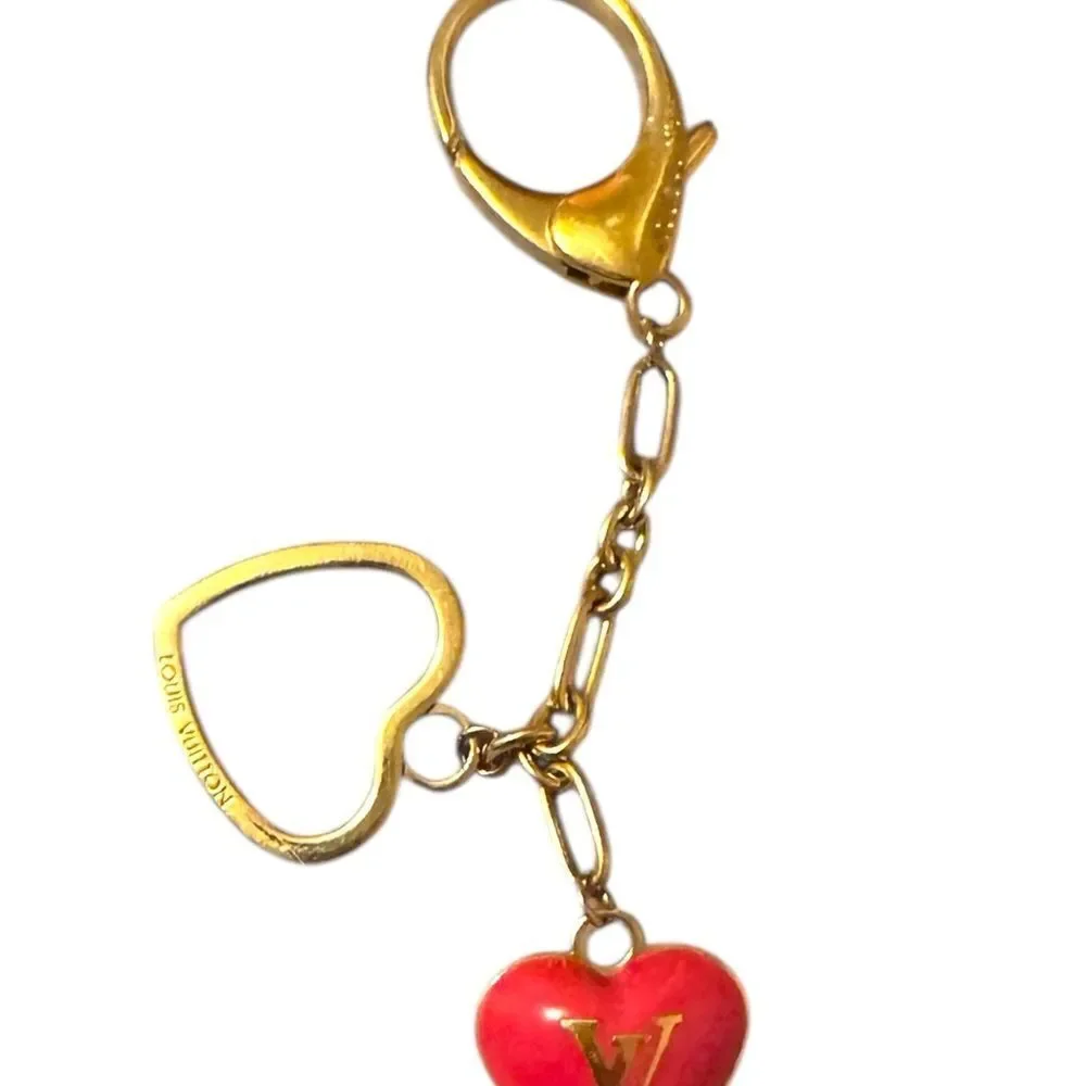Louis Vuitton Gold LV Bijoux Sac Coeur Hearts Keychain Bag Charm Keyring